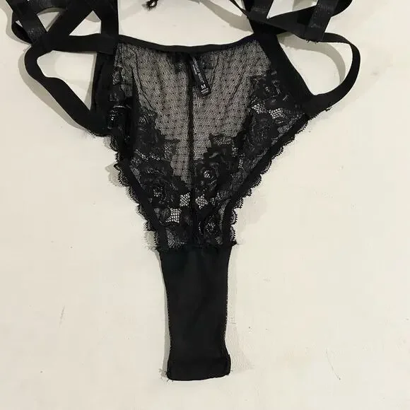 Midnight Muse Black Cutout Harness Lace Bodysuit Sz M - Picture 10 of 13